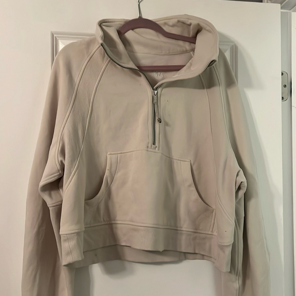 Lululemon Scuba half zip WORN ONCE